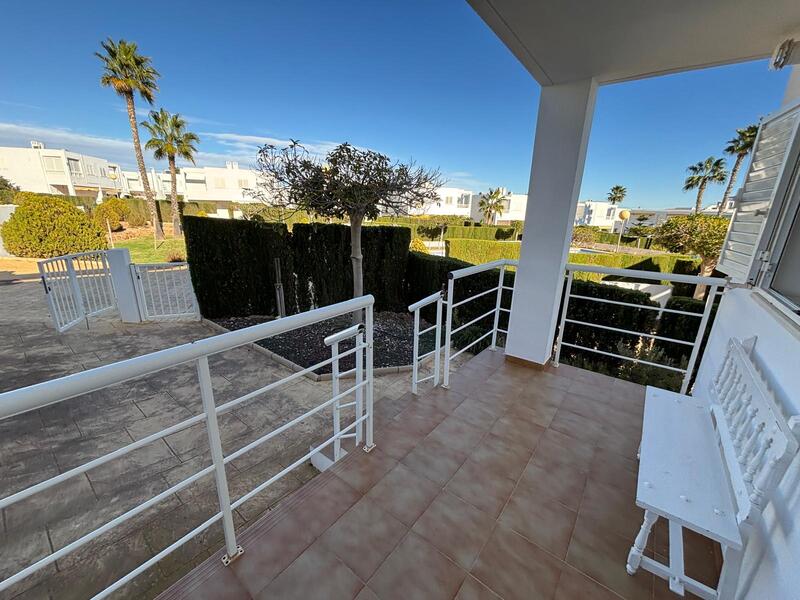 INT/AT/22: Townhouse for Rent in Mojácar Playa, Almería