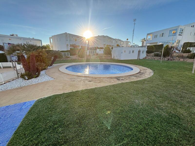 INT/MJ/40: Apartment for Rent in Mojácar Playa, Almería