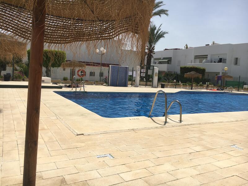 NM1/BS/67: Apartamento en alquiler en Vera Playa, Almería